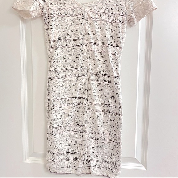 Lace bodycon mini dress - Picture 2 of 2